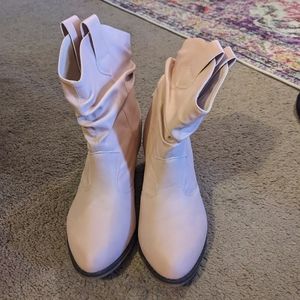 Charles Albert baby pink gowgirl boots size 10